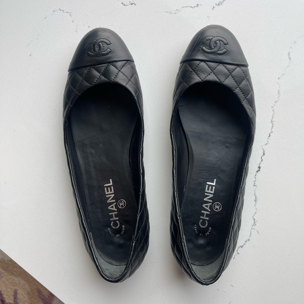 ❤️SOLD❤️ Chanel Flats